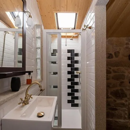 House - 1 Bedroom - 9388